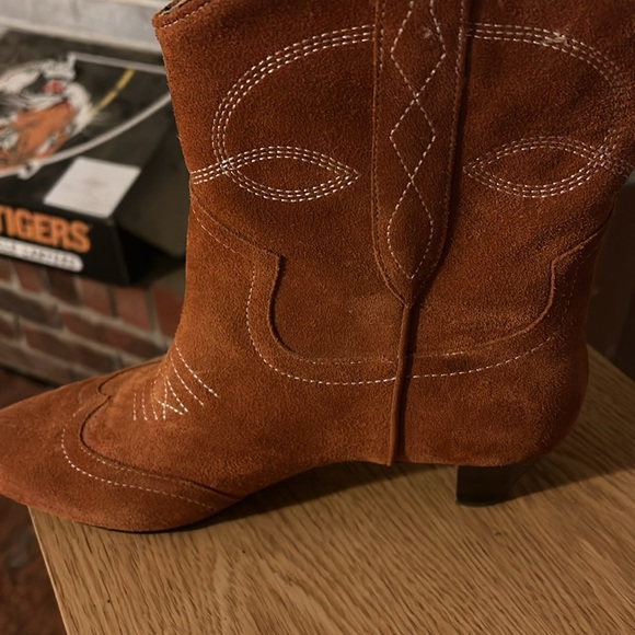 Anthropologie Silent D Taites Cowboy Boots Kitten Heeled Boots Taupe Size 40 - Picture 9 of 13